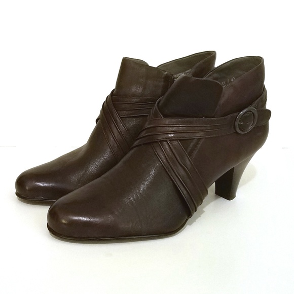 BORN Leather Brown Ankle Booties Womens Size 11 - Picture 3 of 8